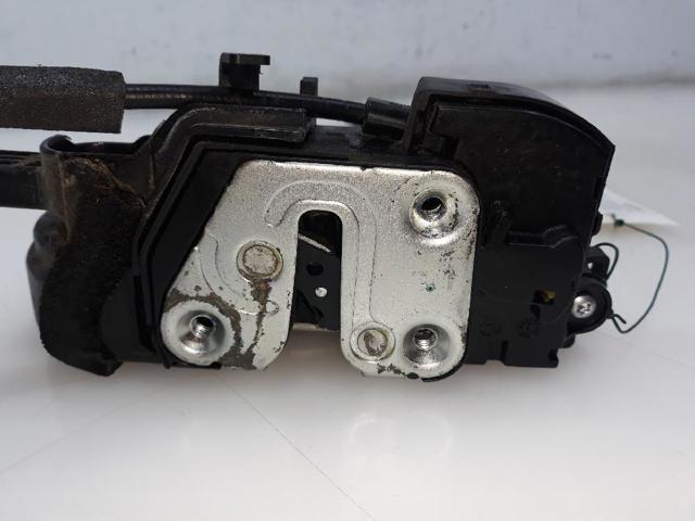 Zamek drzwi przednich prawych 813203U010 HYUNDAI