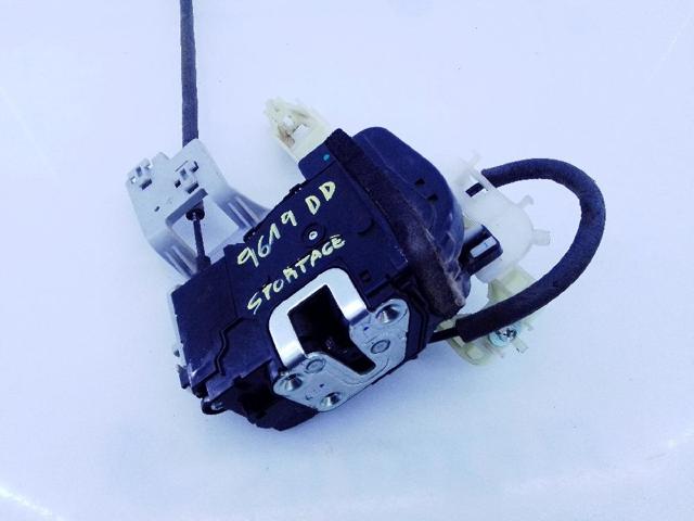 Zamek drzwi przednich prawych 813203U010 HYUNDAI