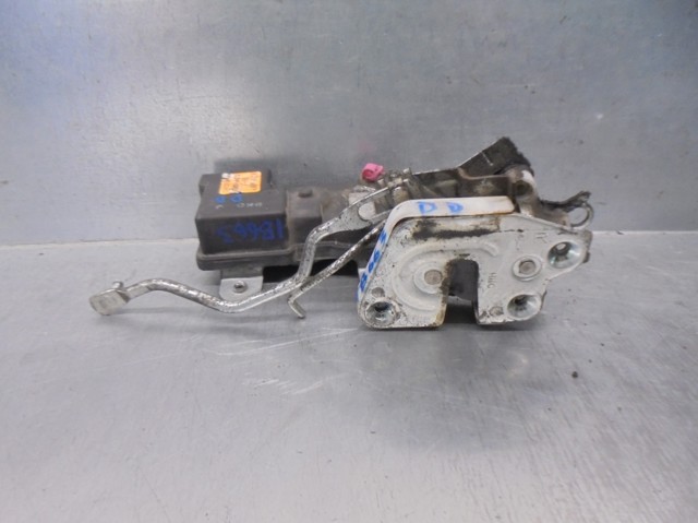 Zamek drzwi przednich prawych 813204A000 HYUNDAI