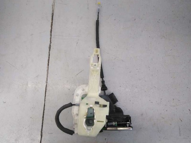 Zamek drzwi przednich prawych 81320A4010 HYUNDAI