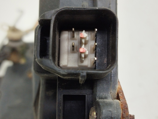 Zamek drzwi przednich prawych KIA Rio 1 DC