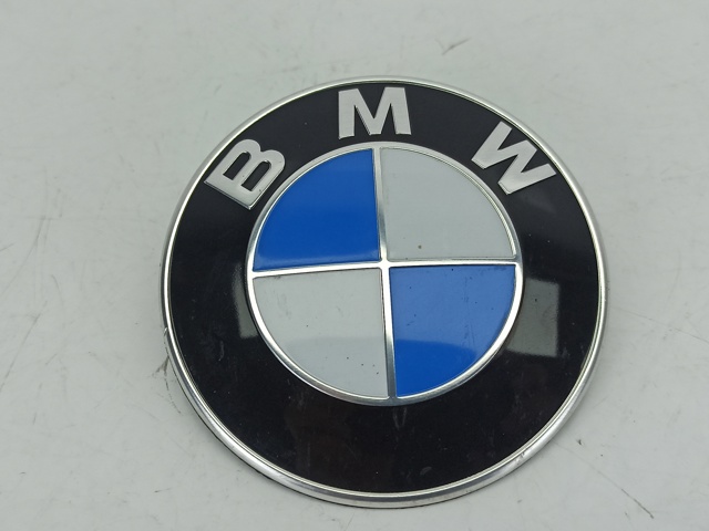 Emblemat na maskę 813237505 BMW