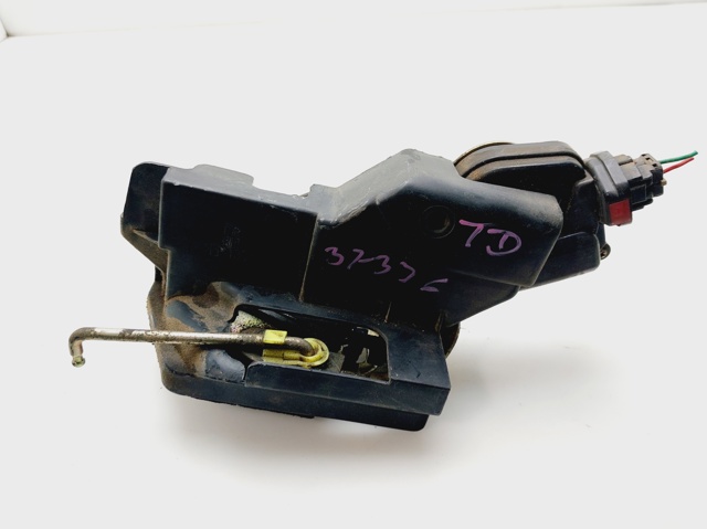 Zamek drzwi tylnych lewych 8141017101 HYUNDAI