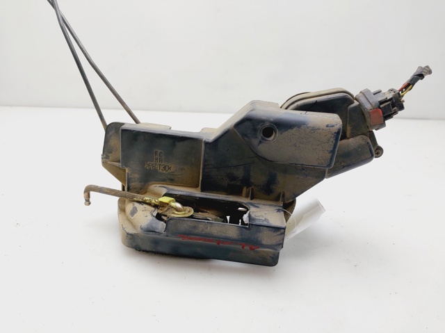 Zamek drzwi tylnych lewych 8141017101 HYUNDAI