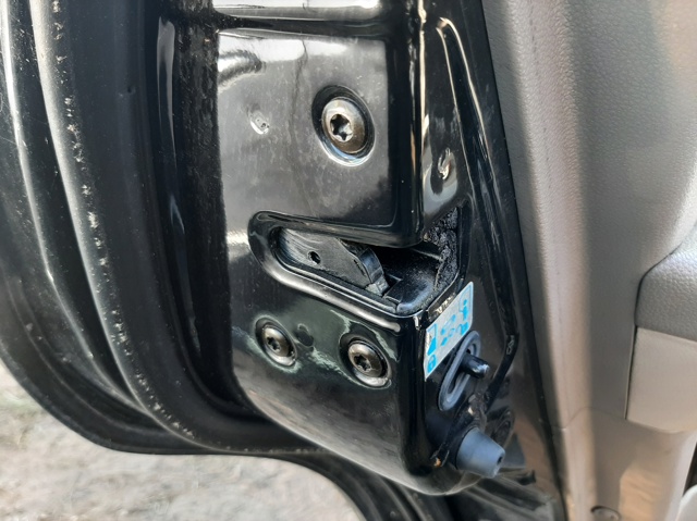Zamek drzwi tylnych lewych 814101F010 HYUNDAI