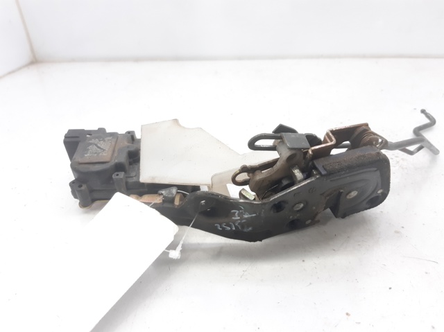 Zamek drzwi tylnych lewych 8141025030 HYUNDAI