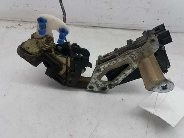 Zamek drzwi tylnych lewych 8141025030 HYUNDAI
