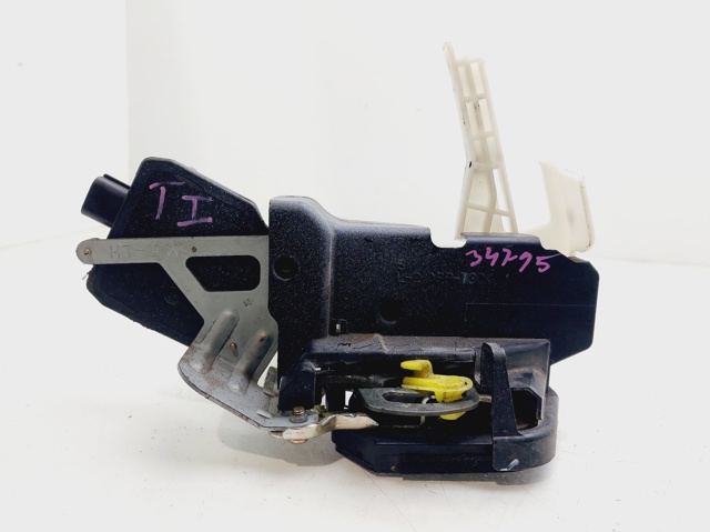 Zamek drzwi tylnych lewych 8141026000 HYUNDAI