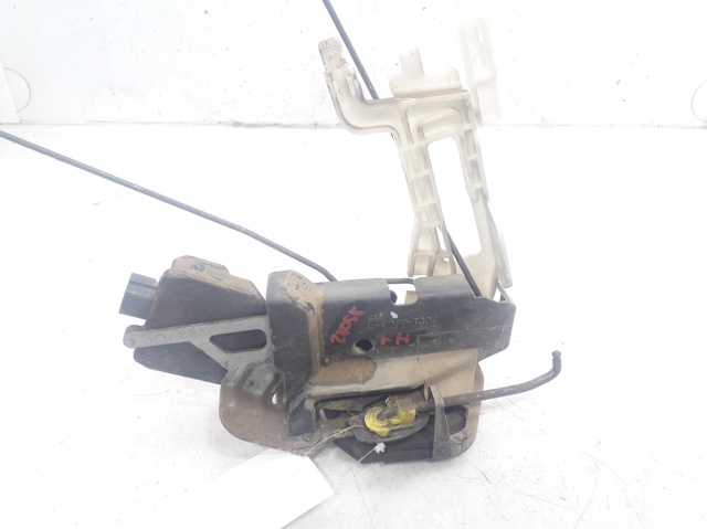 Zamek drzwi tylnych lewych 8141026000 HYUNDAI