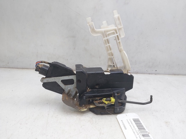 Zamek drzwi tylnych lewych 8141026000 HYUNDAI