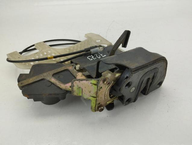 Zamek drzwi tylnych lewych 814102E000 HYUNDAI