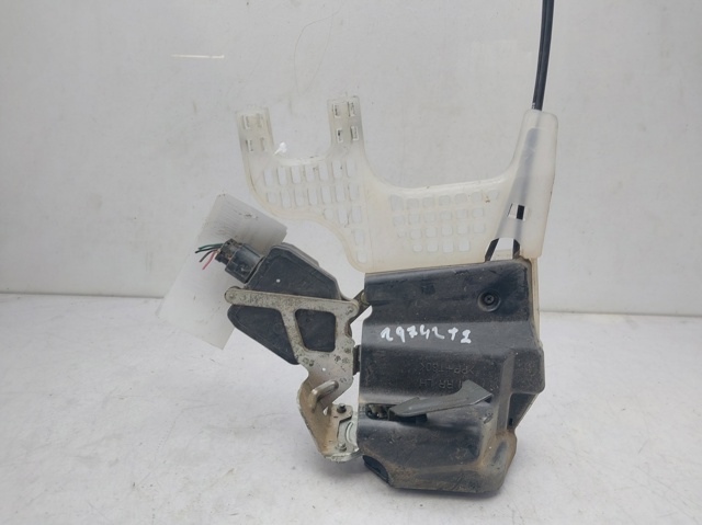 Zamek drzwi tylnych lewych 814102E000 HYUNDAI