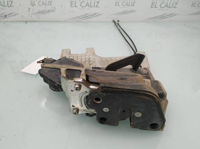 Zamek drzwi tylnych lewych 814102E000 HYUNDAI