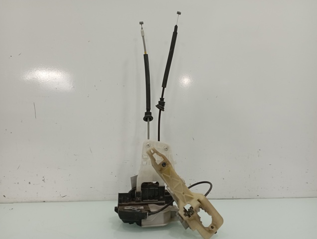 Zamek drzwi tylnych lewych 814102L000 HYUNDAI