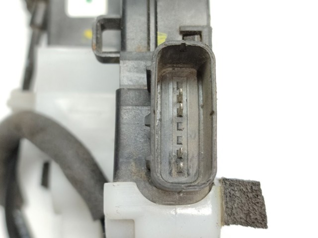 Zamek drzwi tylnych lewych 814102Y010 HYUNDAI