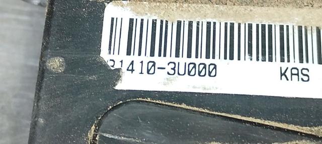 Zamek drzwi tylnych lewych 814103U000 HYUNDAI