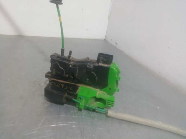 Zamek drzwi tylnych lewych 814103Z000 HYUNDAI