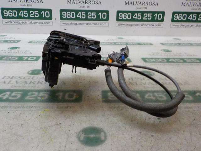 Zamek drzwi tylnych lewych 81410J9000 HYUNDAI