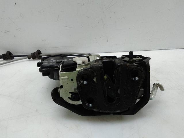 Zamek drzwi tylnych prawych 814201D010 HYUNDAI