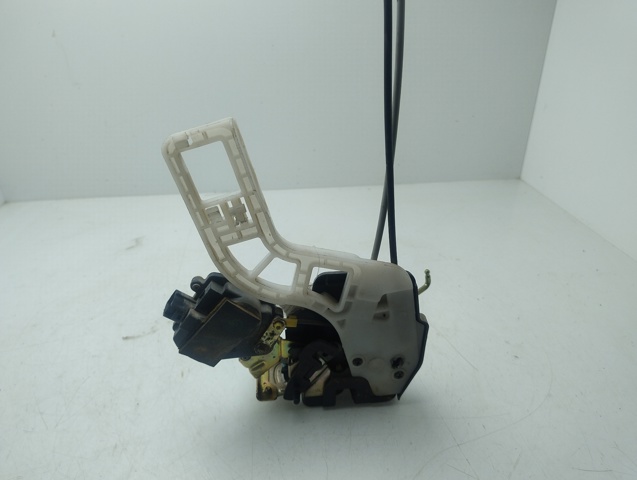 Zamek drzwi tylnych prawych 814201F010 HYUNDAI