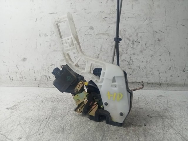 Zamek drzwi tylnych prawych 814201F010 HYUNDAI
