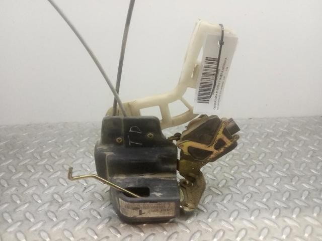 Zamek drzwi tylnych prawych 814201F010 HYUNDAI