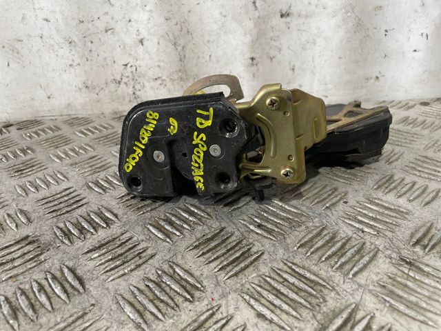 Zamek drzwi tylnych prawych 814201F010 HYUNDAI