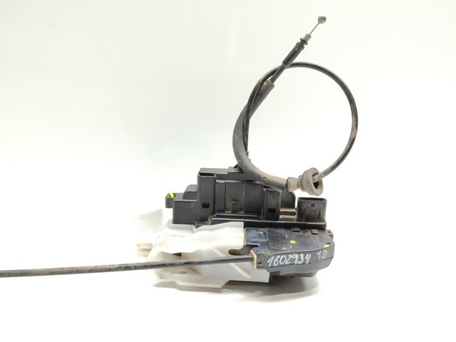 Zamek drzwi tylnych prawych 814201H000 HYUNDAI