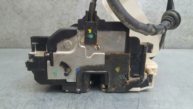 Zamek drzwi tylnych prawych 814201H000 HYUNDAI