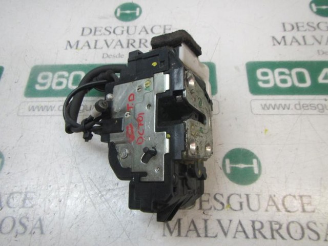 Zamek drzwi tylnych prawych 814201H000 HYUNDAI