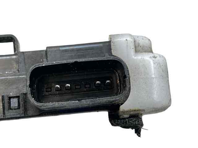 Zamek drzwi tylnych prawych 814202Y010 HYUNDAI