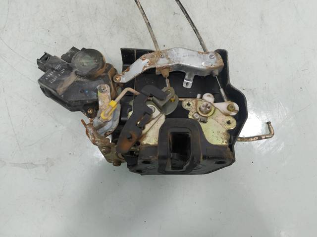 Zamek drzwi tylnych prawych 814203A000 HYUNDAI