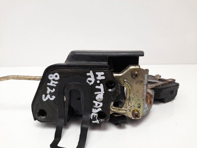 Zamek drzwi tylnych prawych 814203A000 HYUNDAI