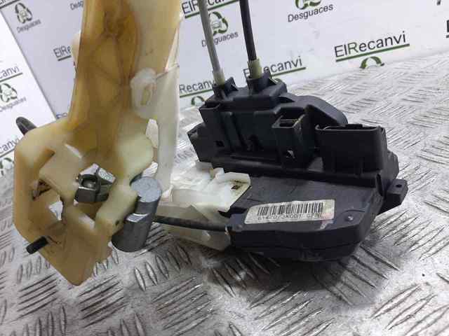 Zamek drzwi tylnych prawych Hyundai Sonata 5 NF