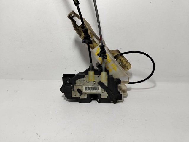 Zamek drzwi tylnych prawych Hyundai Sonata 5 NF