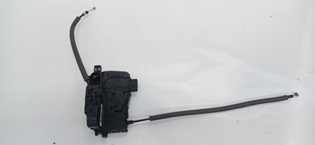 Zamek drzwi tylnych prawych 814203U000 HYUNDAI