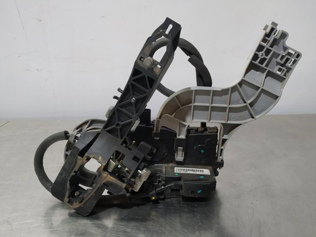 Zamek drzwi tylnych prawych 814203U000 HYUNDAI