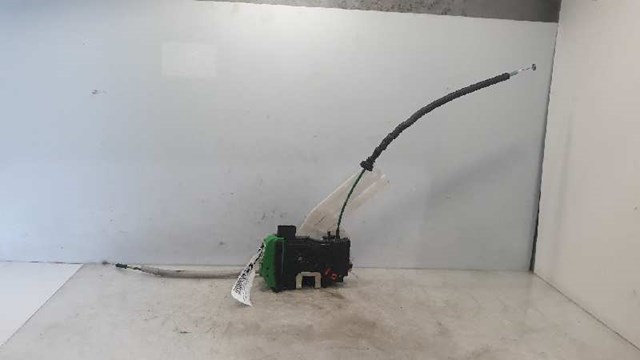 Zamek drzwi tylnych prawych 814203Z000 HYUNDAI