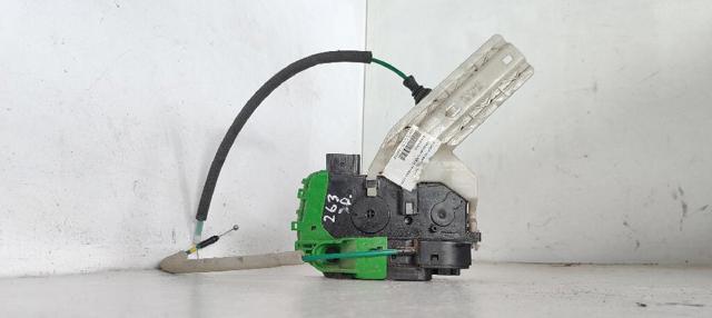 Zamek drzwi tylnych prawych 814203Z000 HYUNDAI