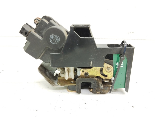 Zamek drzwi tylnych prawych KIA Rio 1 DC