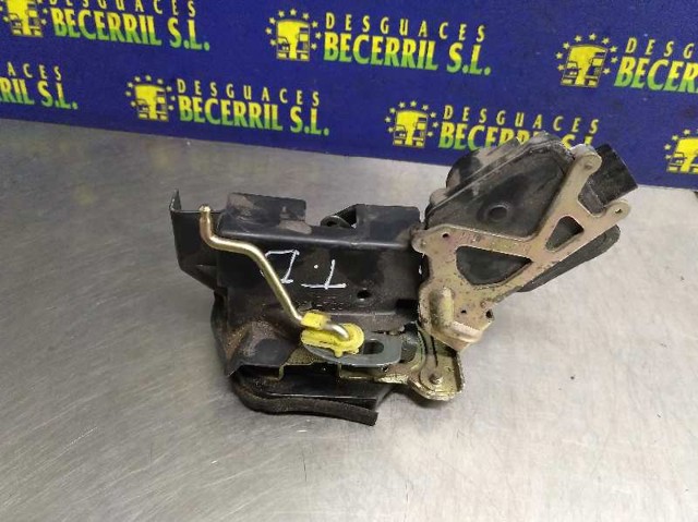 Zamek drzwi tylnych prawych 81420H1020 HYUNDAI