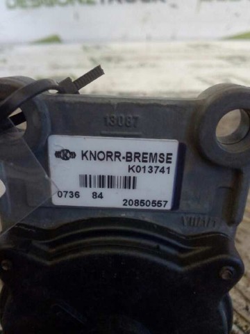 Czujnik poziomowania karoserii tylny 8144352 VOLVO