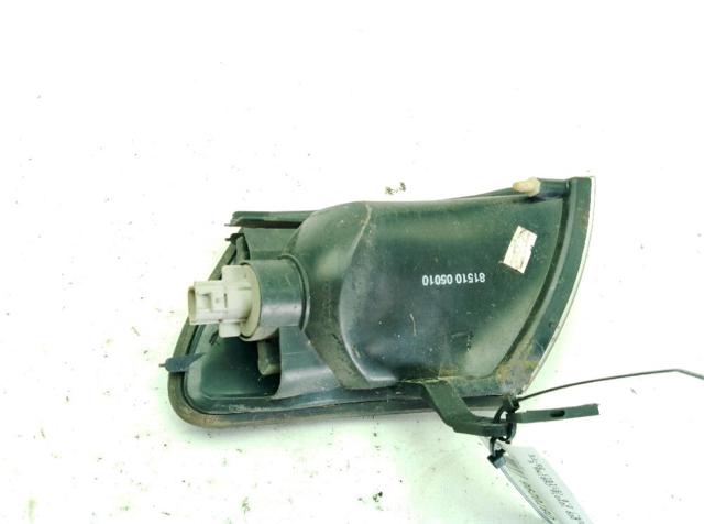 Kierunkowskaz prawy Toyota Carina T19