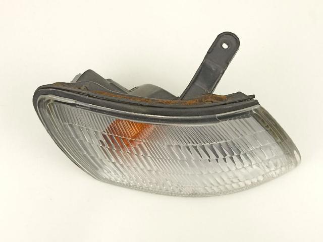 Kierunkowskaz prawy Toyota Carina T19