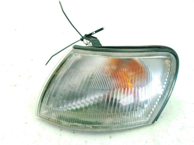 Kierunkowskaz lewy 8152005010 TOYOTA