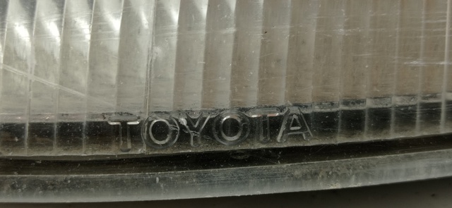 Kierunkowskaz lewy Toyota Carina T19