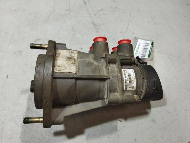 Zawór hamulcowy, pod pedałem (truck) 81521306275 MAN