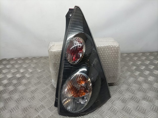 Lampa zespolona tylna prawa 815500H060 PEUGEOT