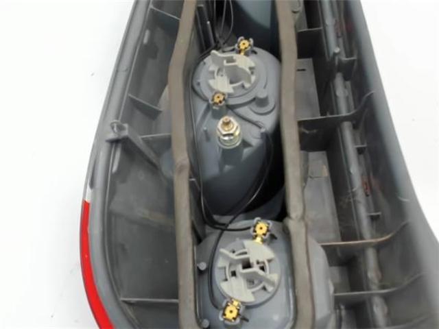 Lampa zespolona tylna lewa Toyota Yaris NCP2