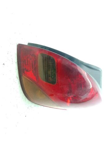 Kupić Lampa zespolona tylna prawa Toyota Corolla  E12J w dobrej cenie